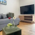 Vendégház Myplace Lauterach, Gaestezimmer Im Herzen Von Lauterach