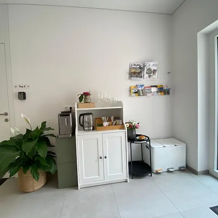 Neueroeffnung! Gaestezimmer Im Herzen Von Vendégház