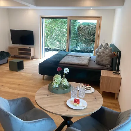 Guest house Myplace Lauterach, Gaestezimmer Im Herzen Von