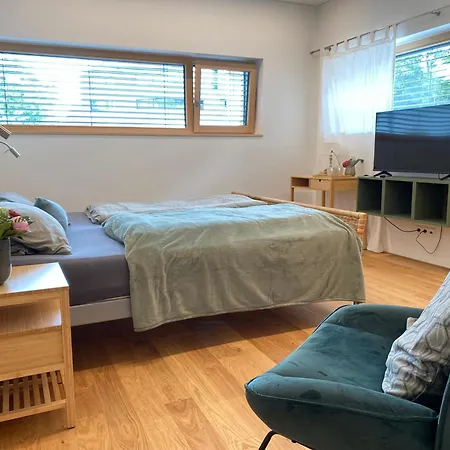 Neueroeffnung! Gaestezimmer Im Herzen Von