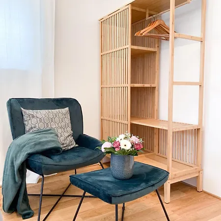 Myplace Lauterach, Gästezimmer Im Herzen Von Gasthof
