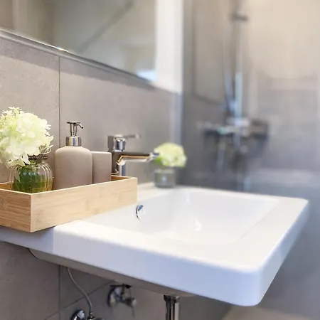 Guest house Neueroeffnung! Gaestezimmer Im Herzen Von 3*