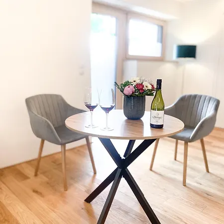 Neueroeffnung! Gaestezimmer Im Herzen Von 3* Lauterach