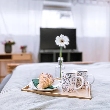 Neueroeffnung! Gaestezimmer Im Herzen Von Vendégház