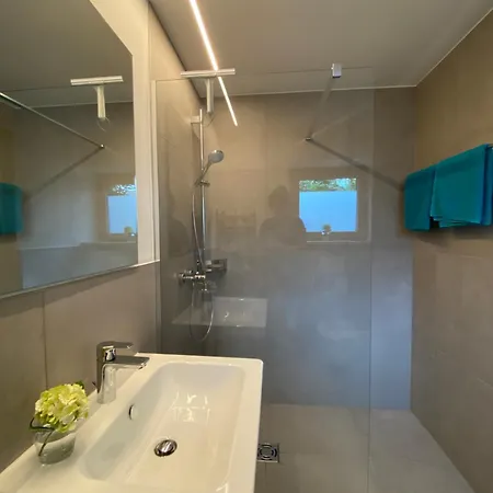 Myplace Lauterach, Gaestezimmer Im Herzen Von 3*